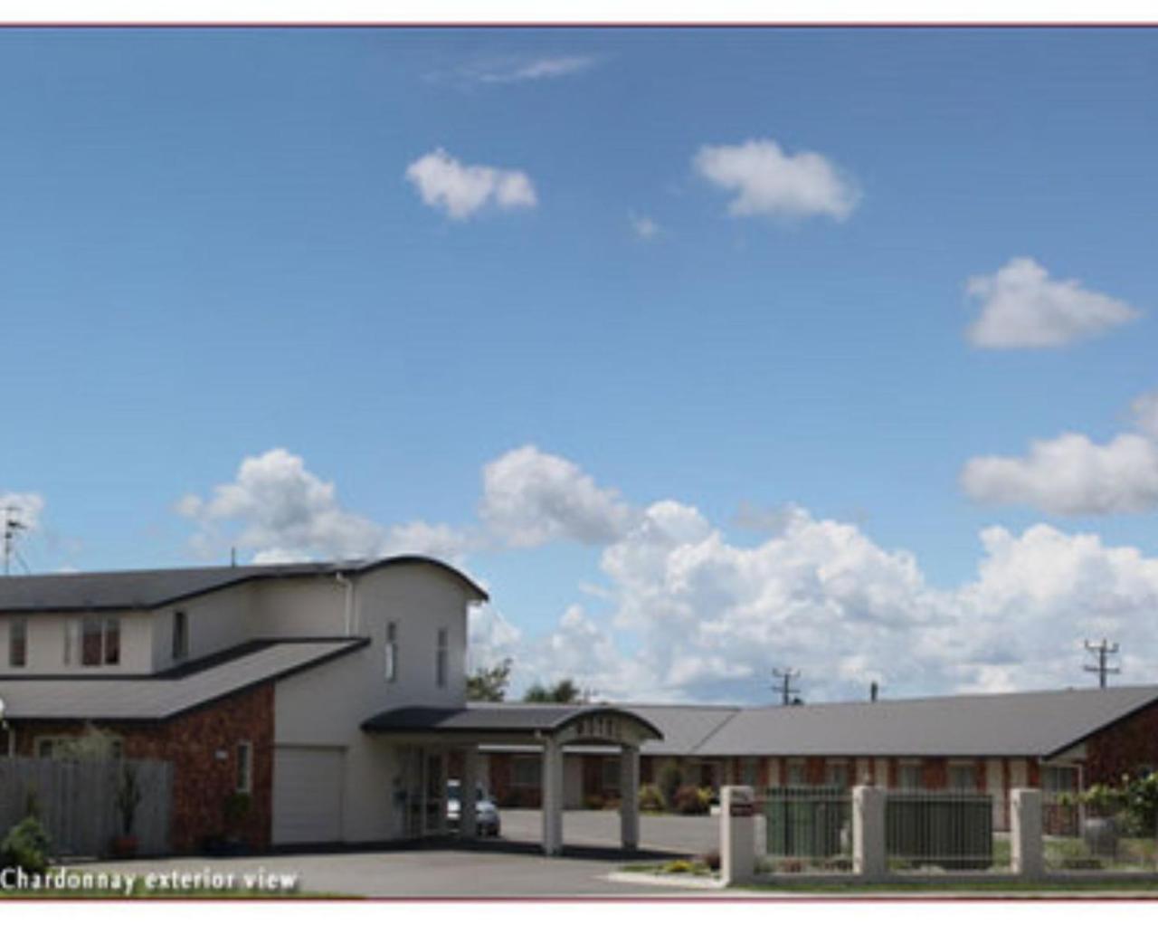 Bk'S Chardonnay Motor Lodge มาสเตอร์ตัน ภายนอก รูปภาพ